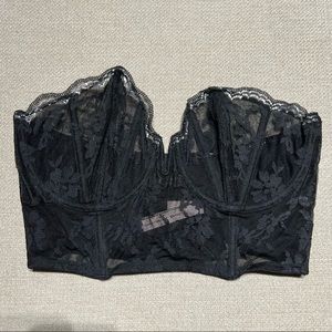 Victoria secrets bustiers bra